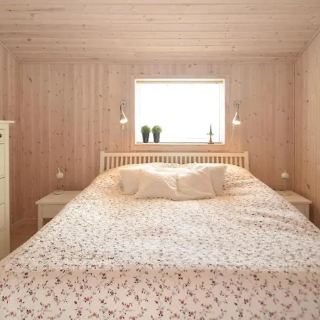 Feriehus Two-bedroom Holiday In